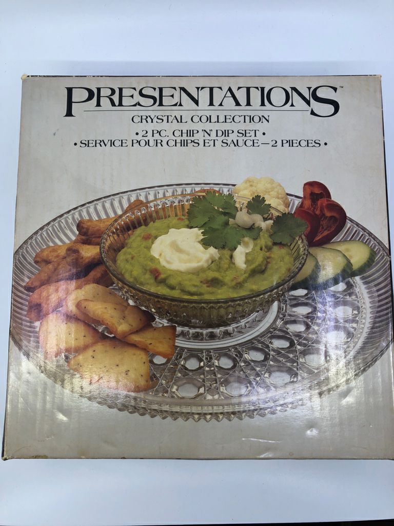 NIB 2PC CHIP AND DIP SET.