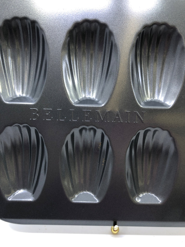 MADELEINE COOKIES BAKING SHEET.
