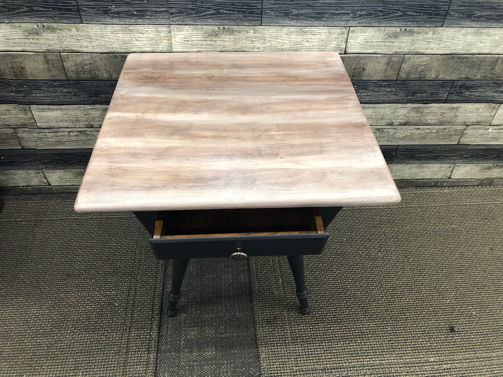 SQUARE WHITE WASHED SIDE TABLE W/BLACK BOTTOM, TWO DRAWERS.