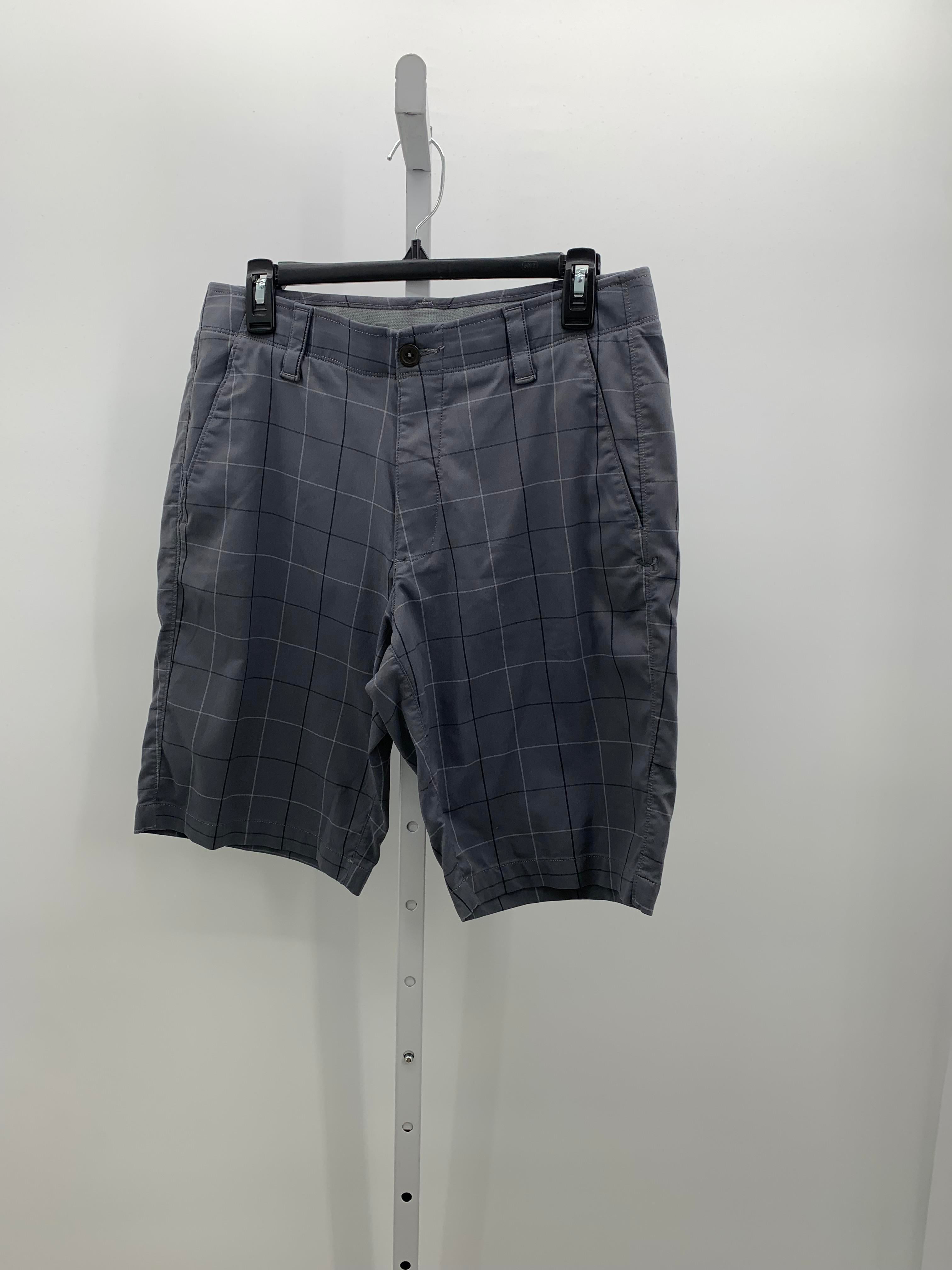 PLAID GOLF SHORTS