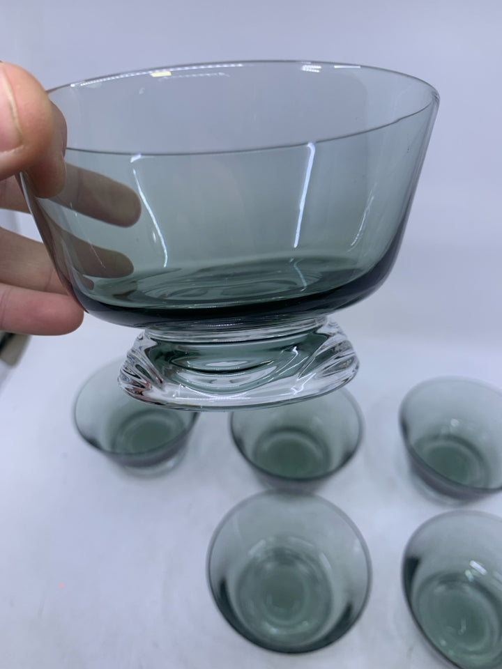 VTG FOSTORIA 6 FOOTED GLASS DESSERT BOWLS.