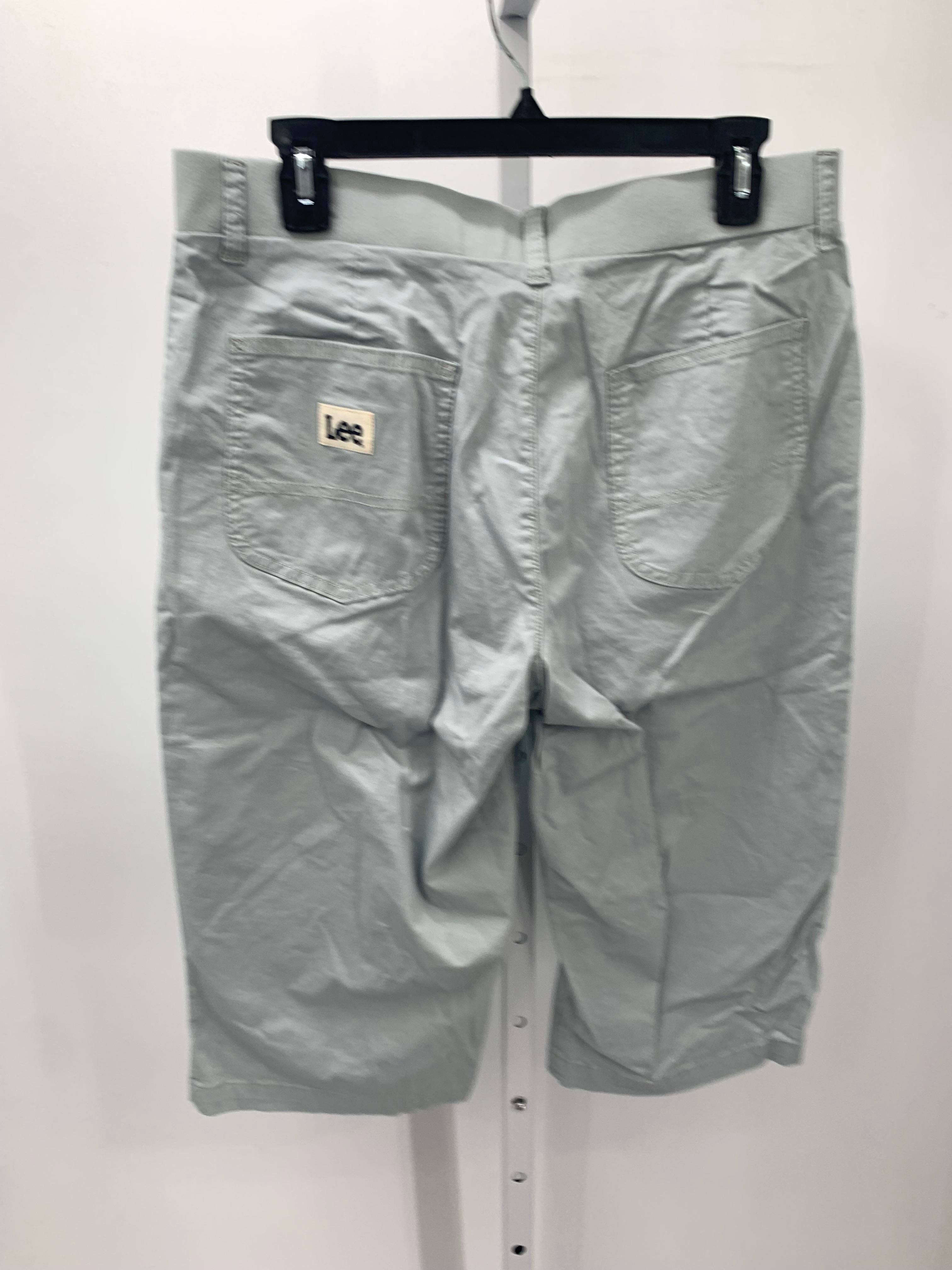 Lee Size 12 Misses Capri Pants