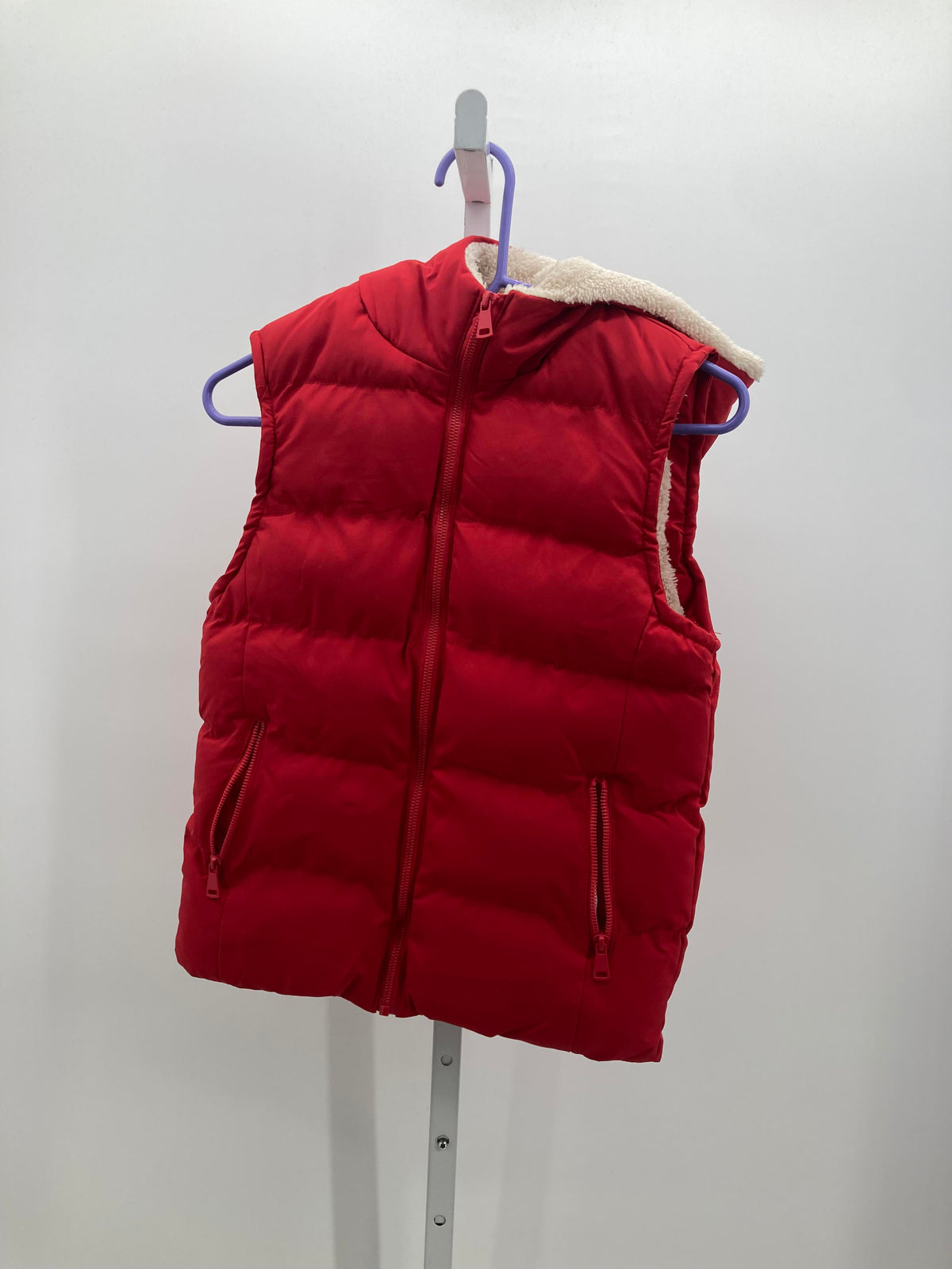 HOODED FLEECE LINED PUFF.