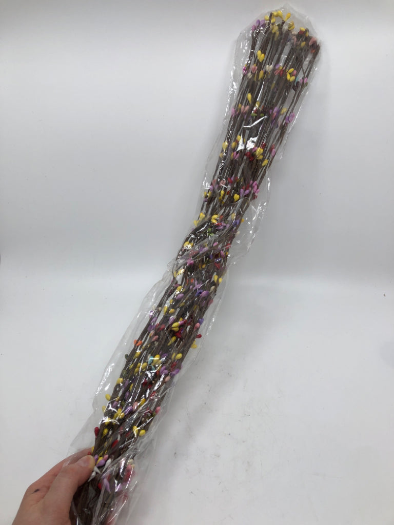 COLORFUL PIP BUNCHED IN BAG.