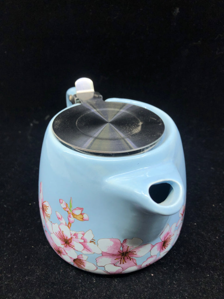 BLUE WITH CHERRY BLOSSOM DESIGN WITH NIP STEEPER.