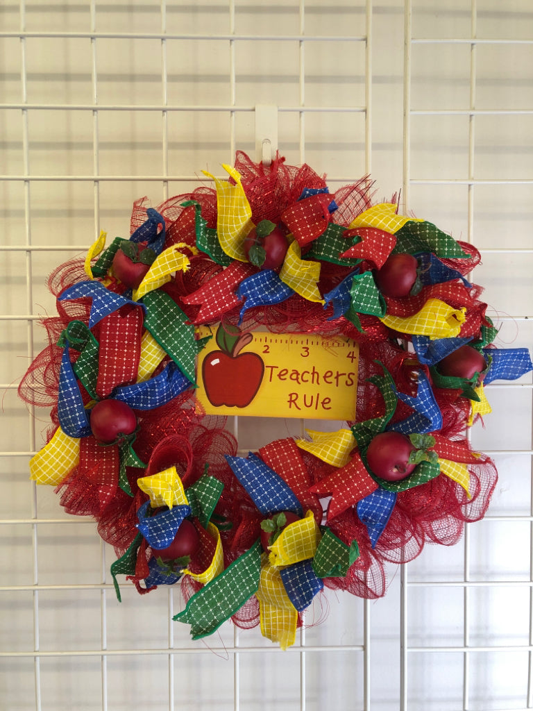 TEACHERS RULE TULLE WREATH.