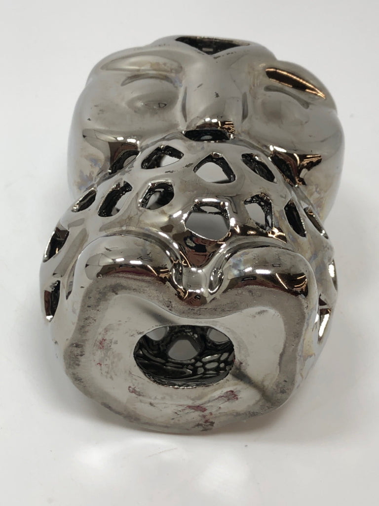 METALLIC OWL FIGURE.