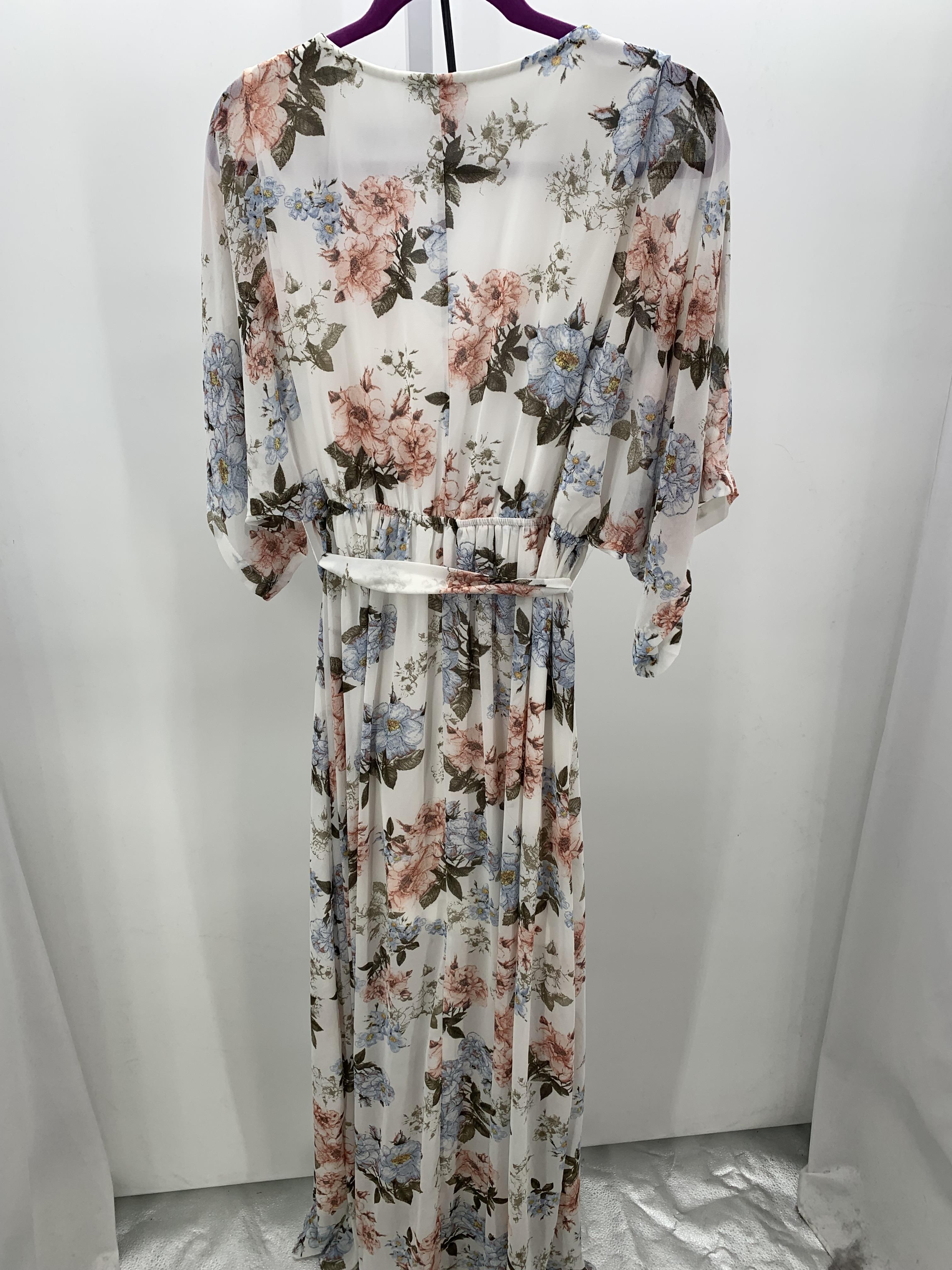 Size Large Misses Short Sleeve Dress