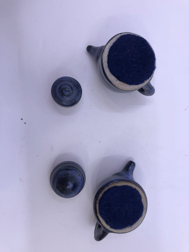 2 PC DARK BLUE/GREY OIL+VINEGAR DISPENSERs.