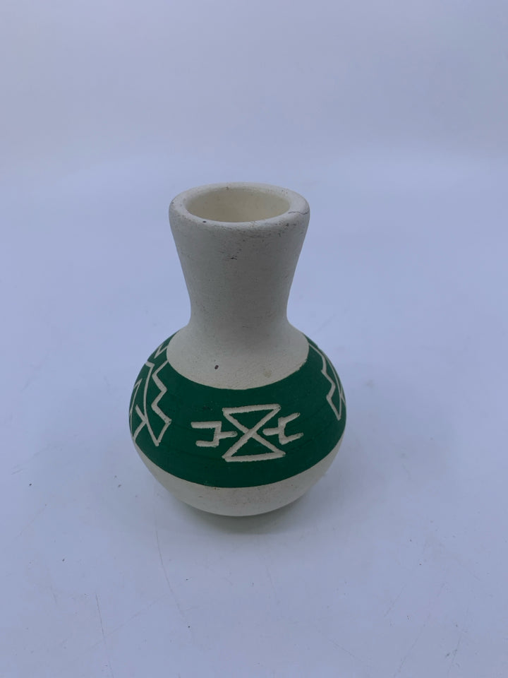 WHITE NAVAJO STYLE VASE W/ GREEN DETAILS BUD VASE.