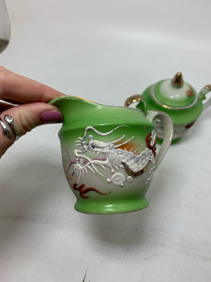 GREEN ASIAN STYLE SUG/CREAMER SET.