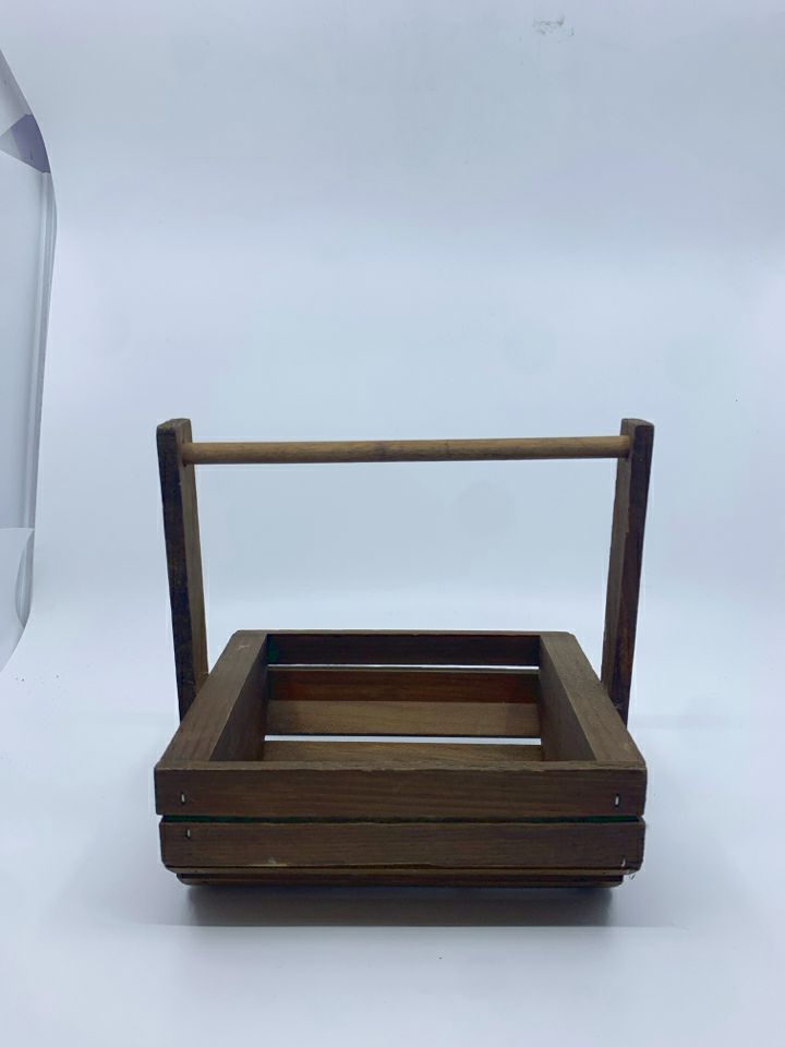 SMALL WOOD CRATE BASKET.