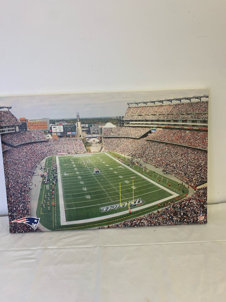 PATRIOTS STADIUM CANVAS WALL ART.