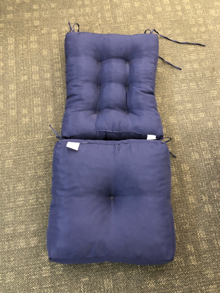 2PC BLUE FABRIC CHAIR CUSHIONS.