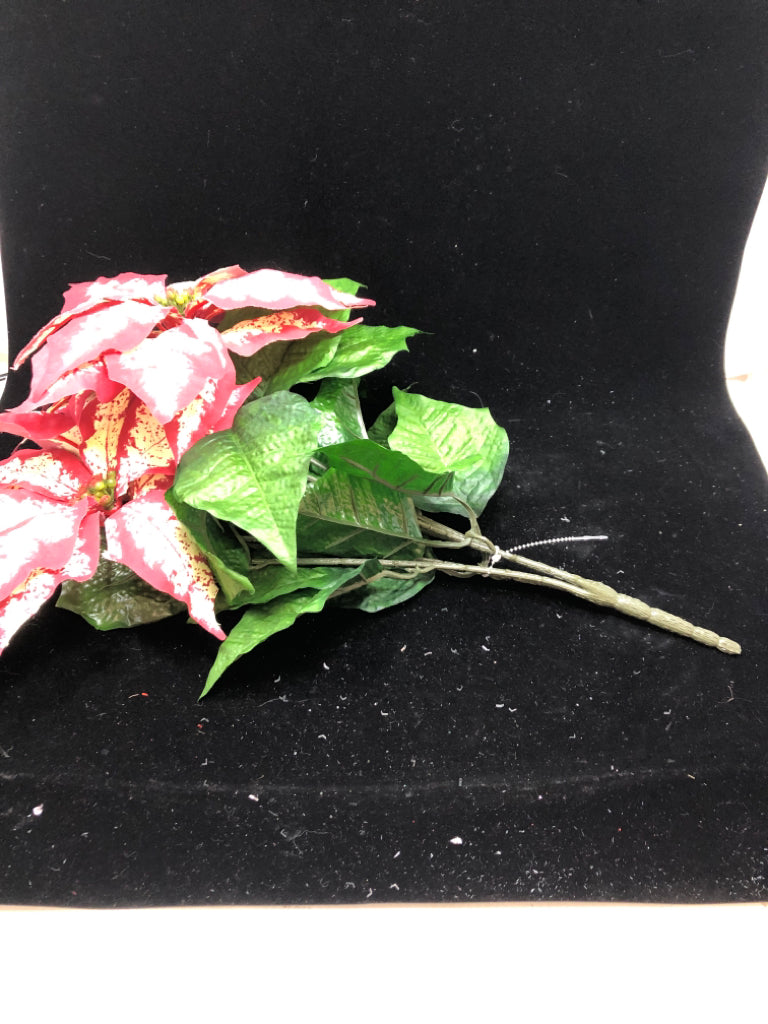 POINSETTIA FAUX BUNDLE.