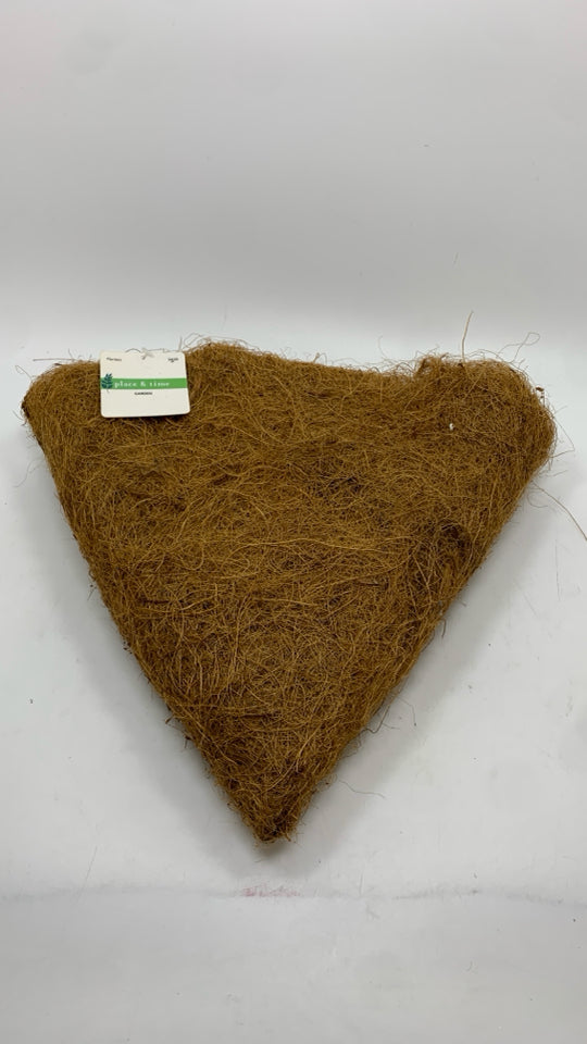 COCO PLANT LINER.