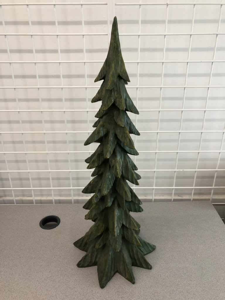 WOODEN PINE TREE DECOR.