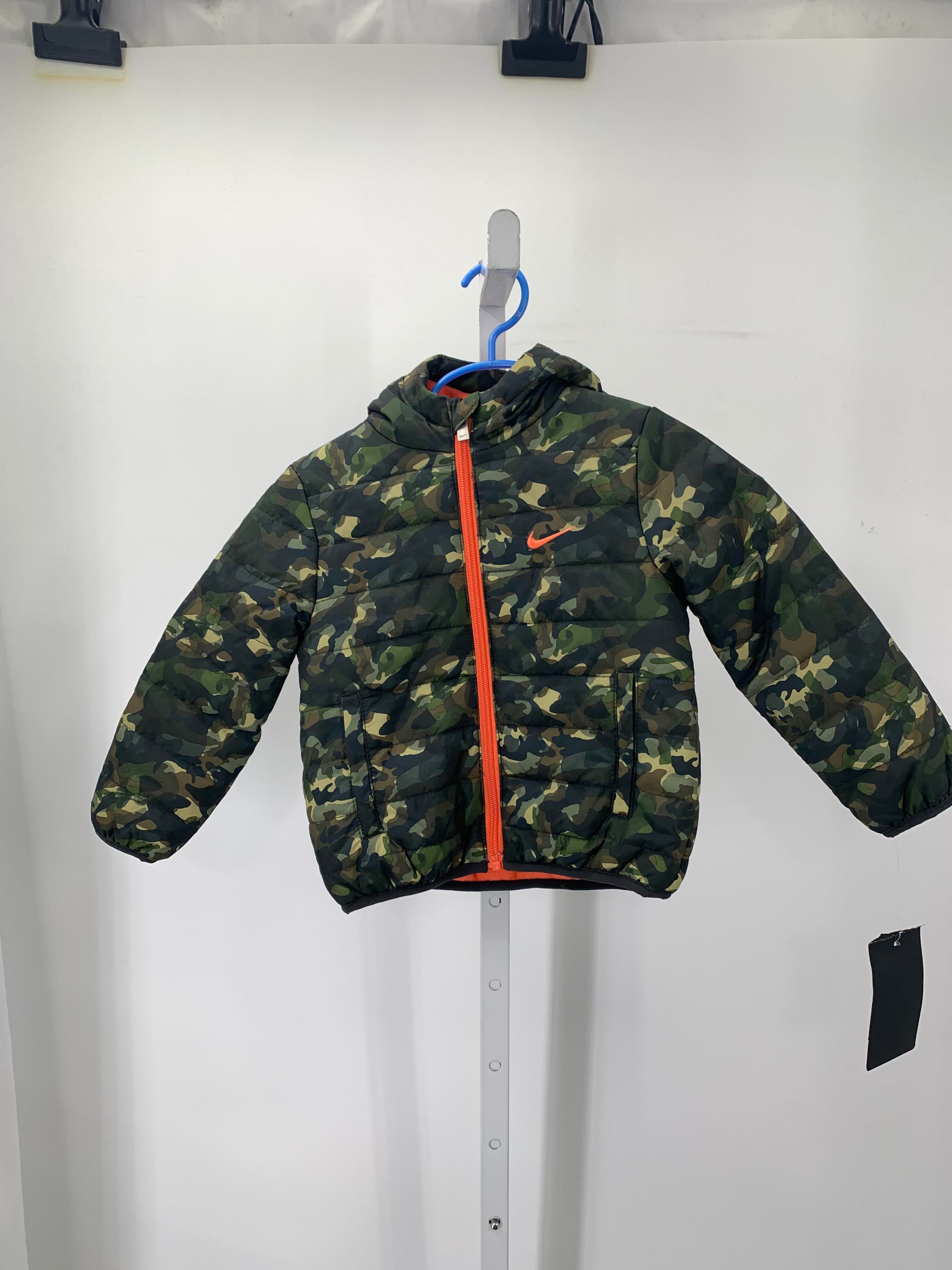 NEW HOODED CAMO