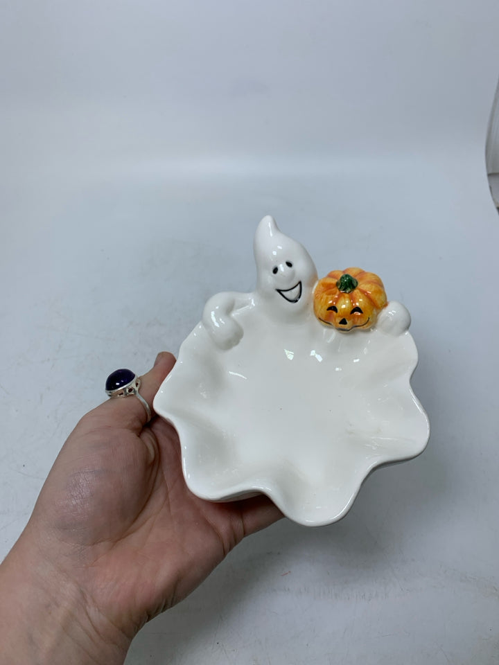 SMALL COAST BOWL W/ PUPKIN.