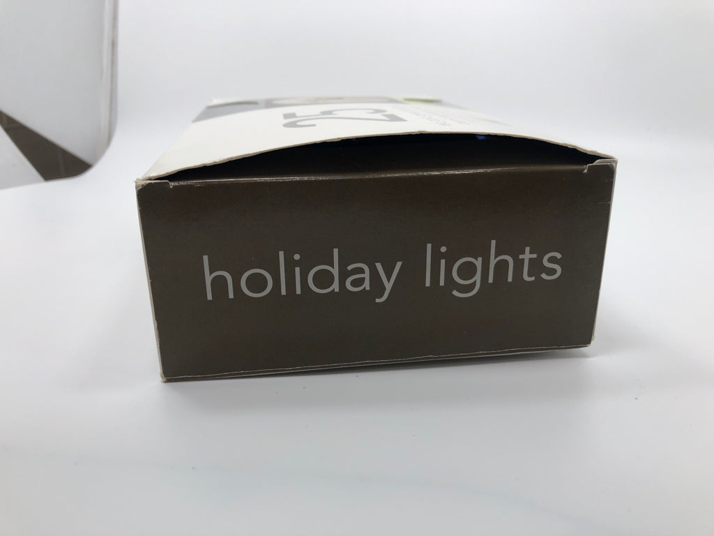 MULTI-COLOR PEAR-FINISH CLASSIC CHRISTMAS LIGHTS - MARTHA STEWART - IN BOX.