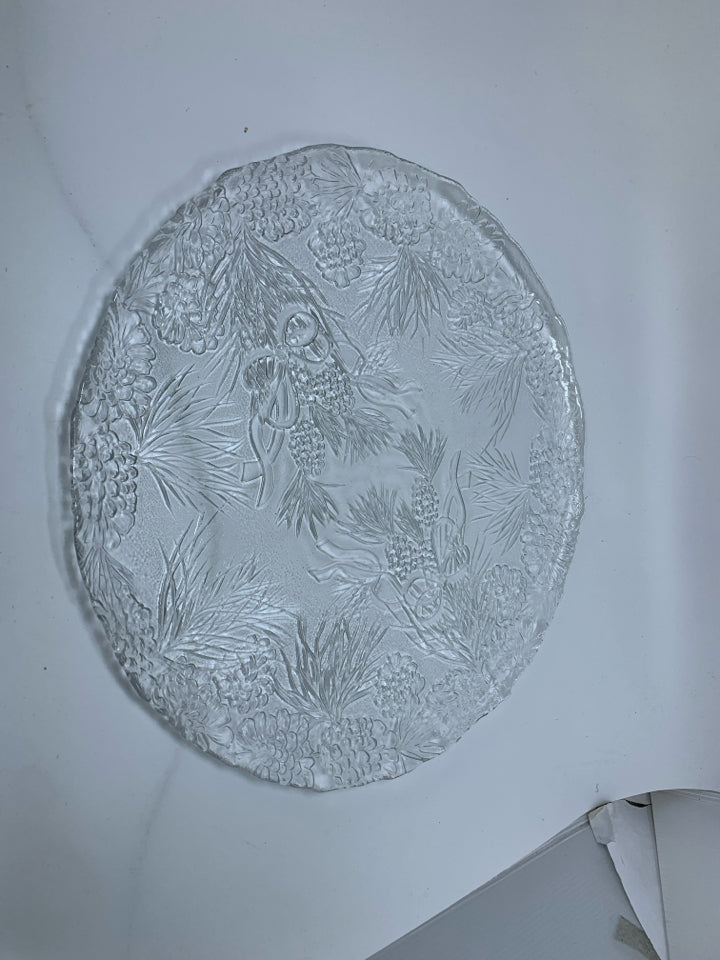 GLASS CIRCLE PLATTER W/ PINECONES & RIBBON.