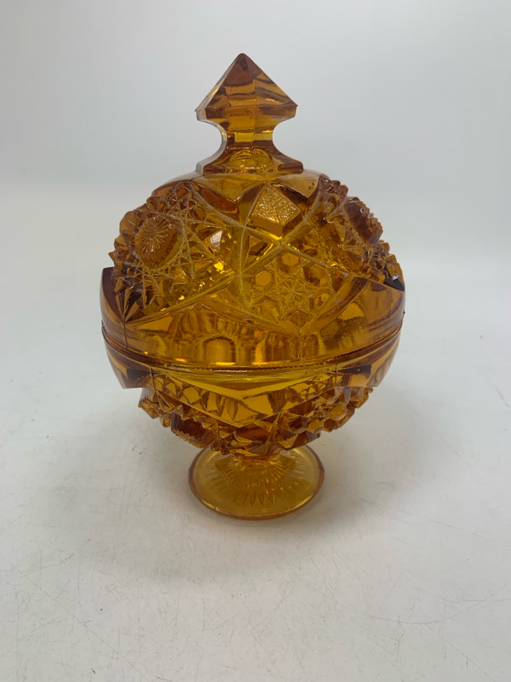 VTG PRESSED GLASS FOOTED COVERED CANDY DISH.