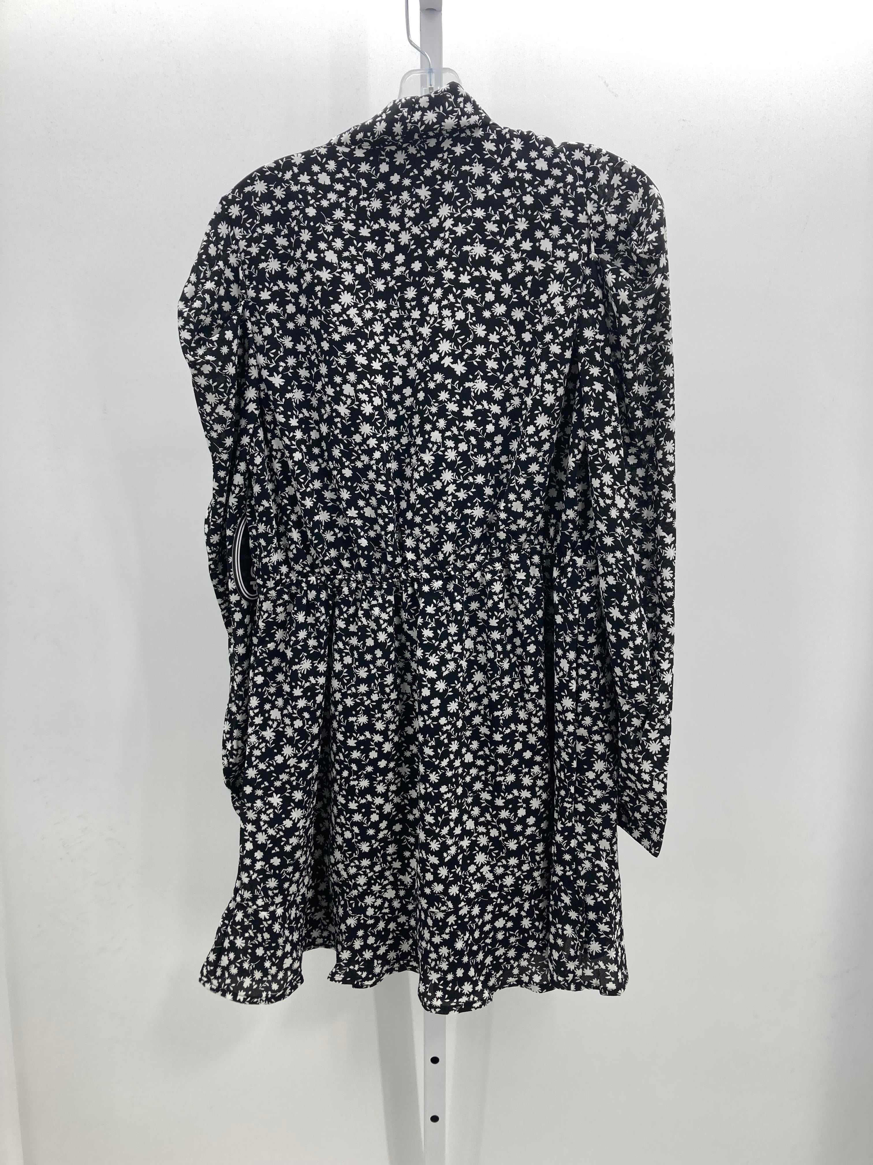 Size Small Misses Long Sleeve Dress