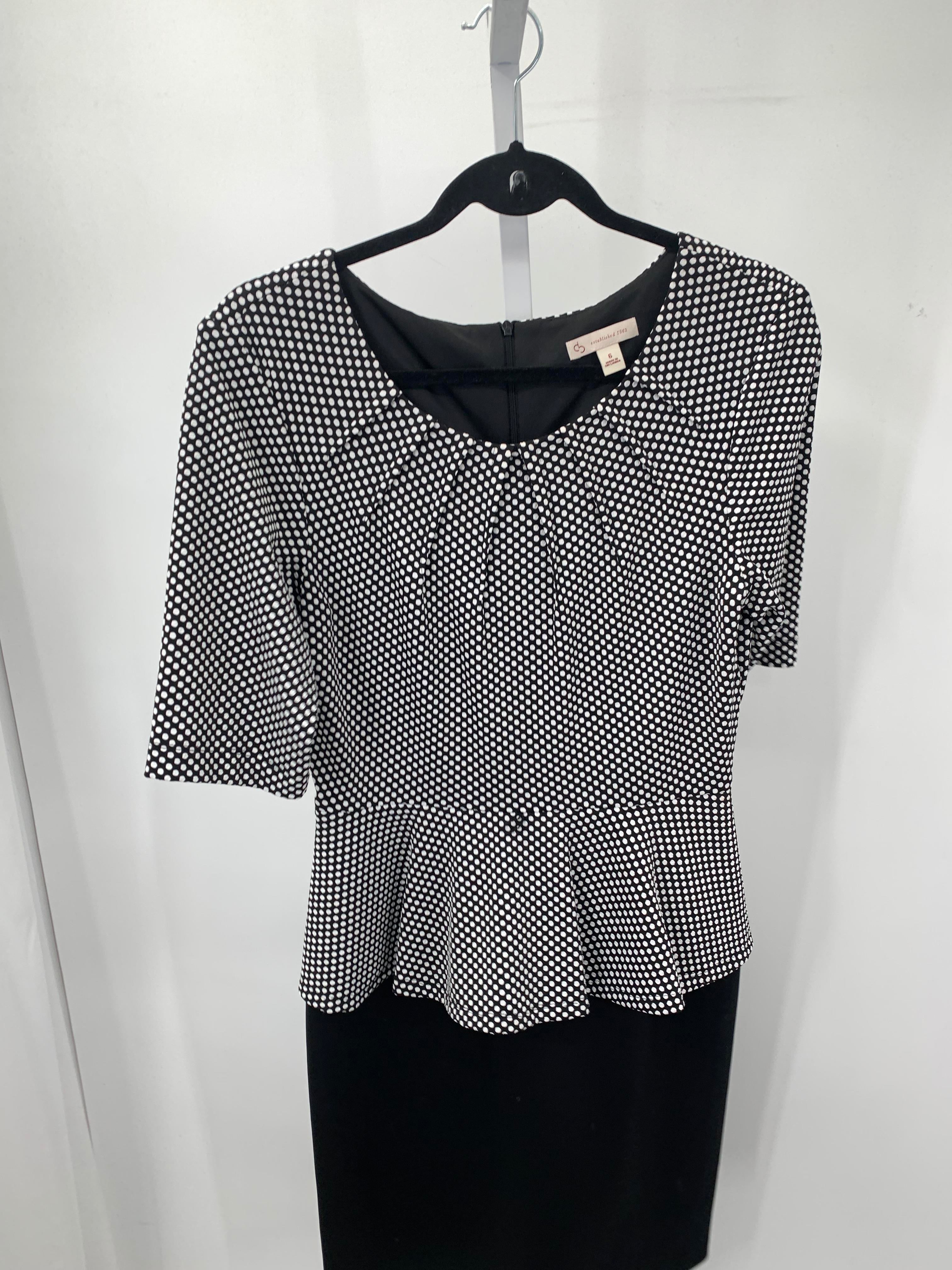 db Size 6 Misses Short Sleeve Dress
