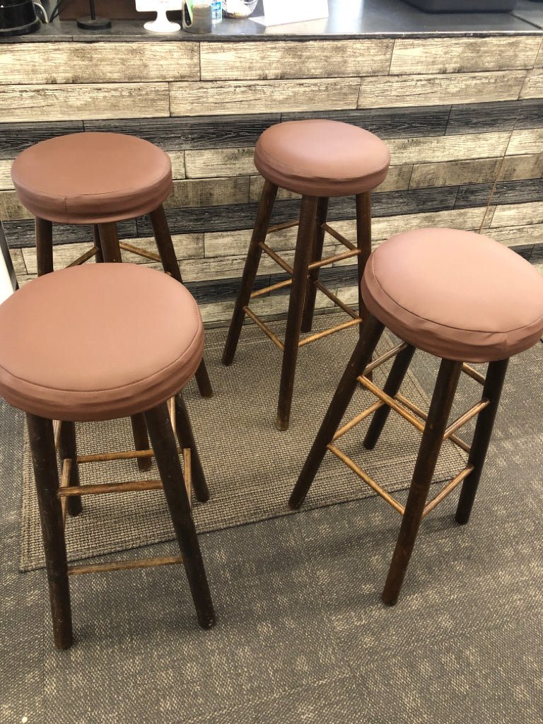 4 FAUX LEATHER BAR STOOLS.