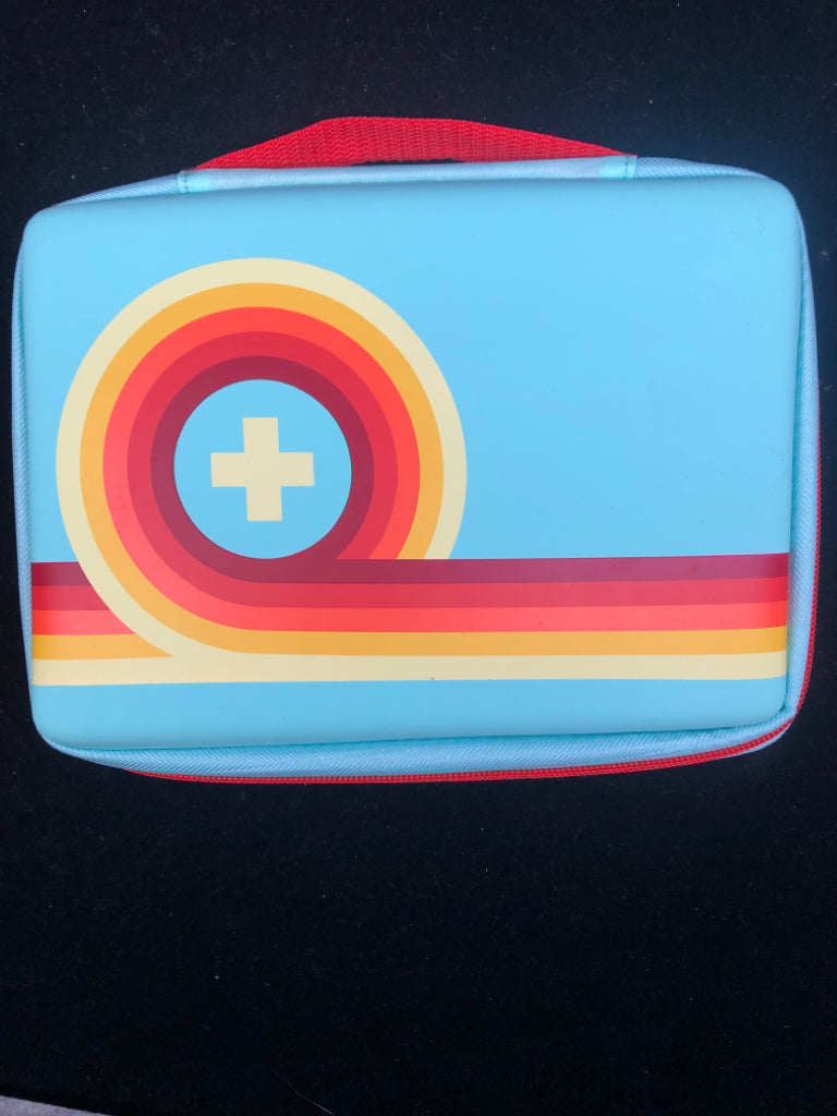 TEAL FIRST AID CARRYING CASE.