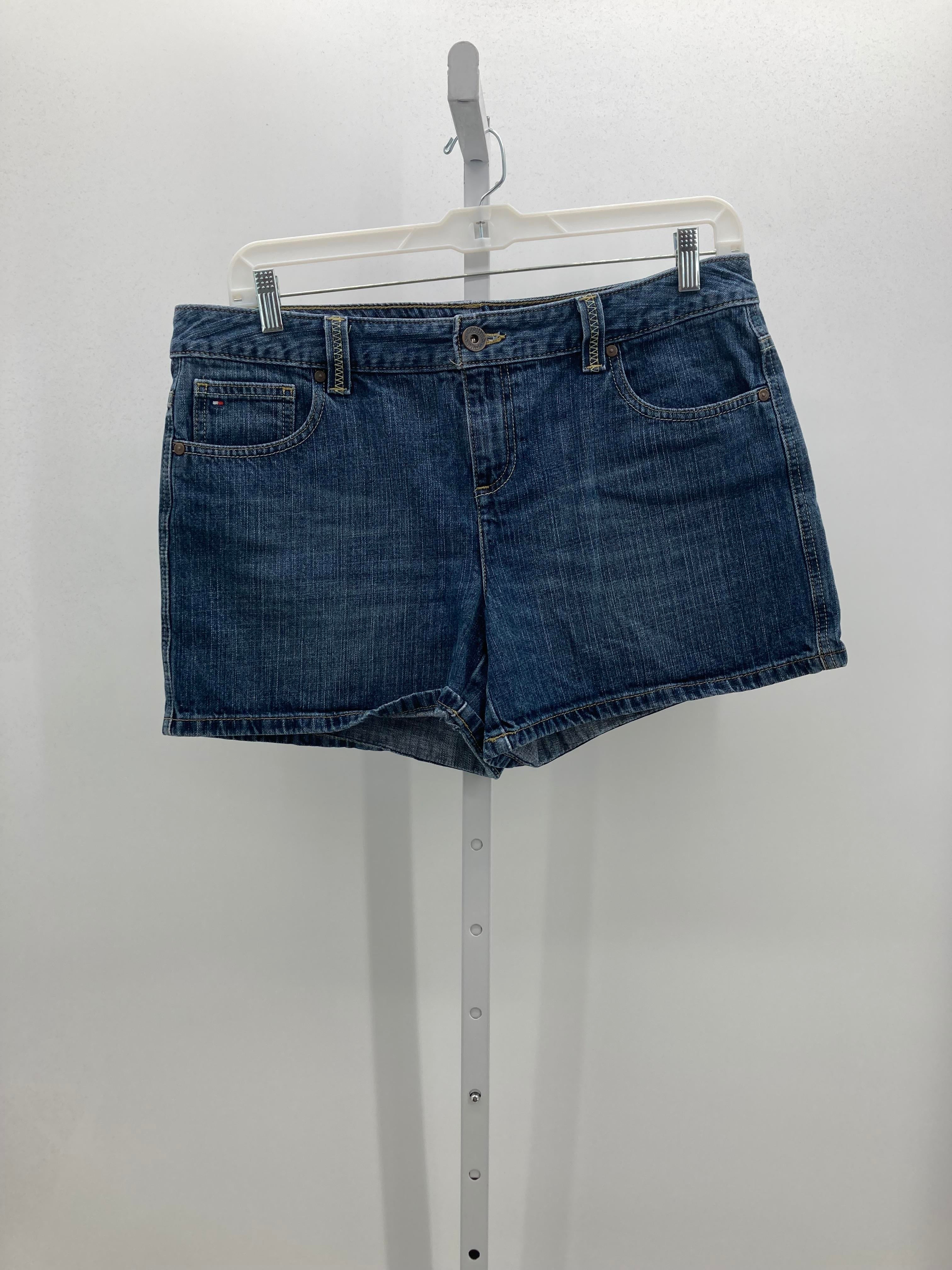 Tommy Hilfiger Size 14 Misses Shorts