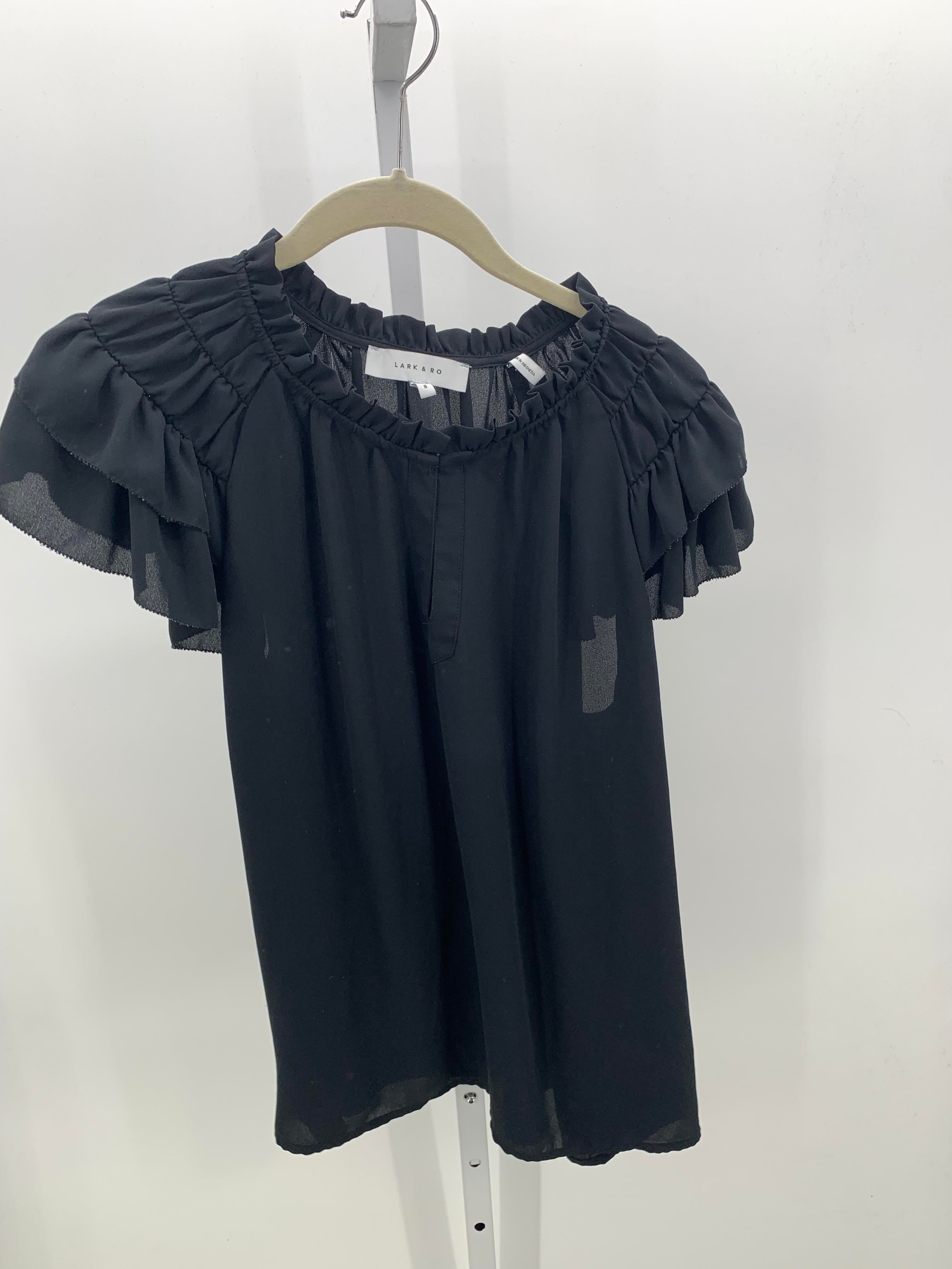 SO Size Large Juniors Short Sleeve Shirt