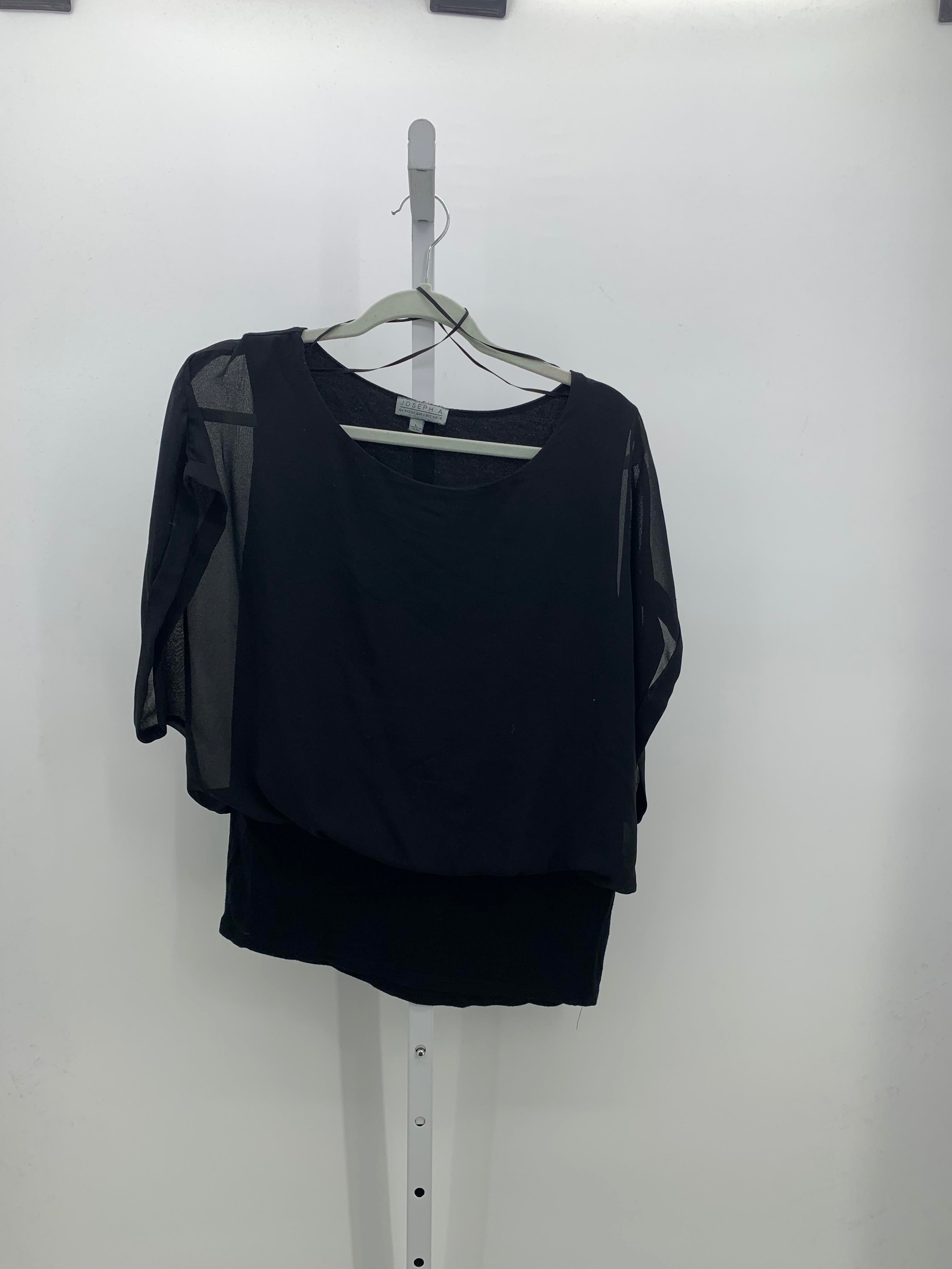 Joseph A. Size Large Misses Short Sleeve Shirt