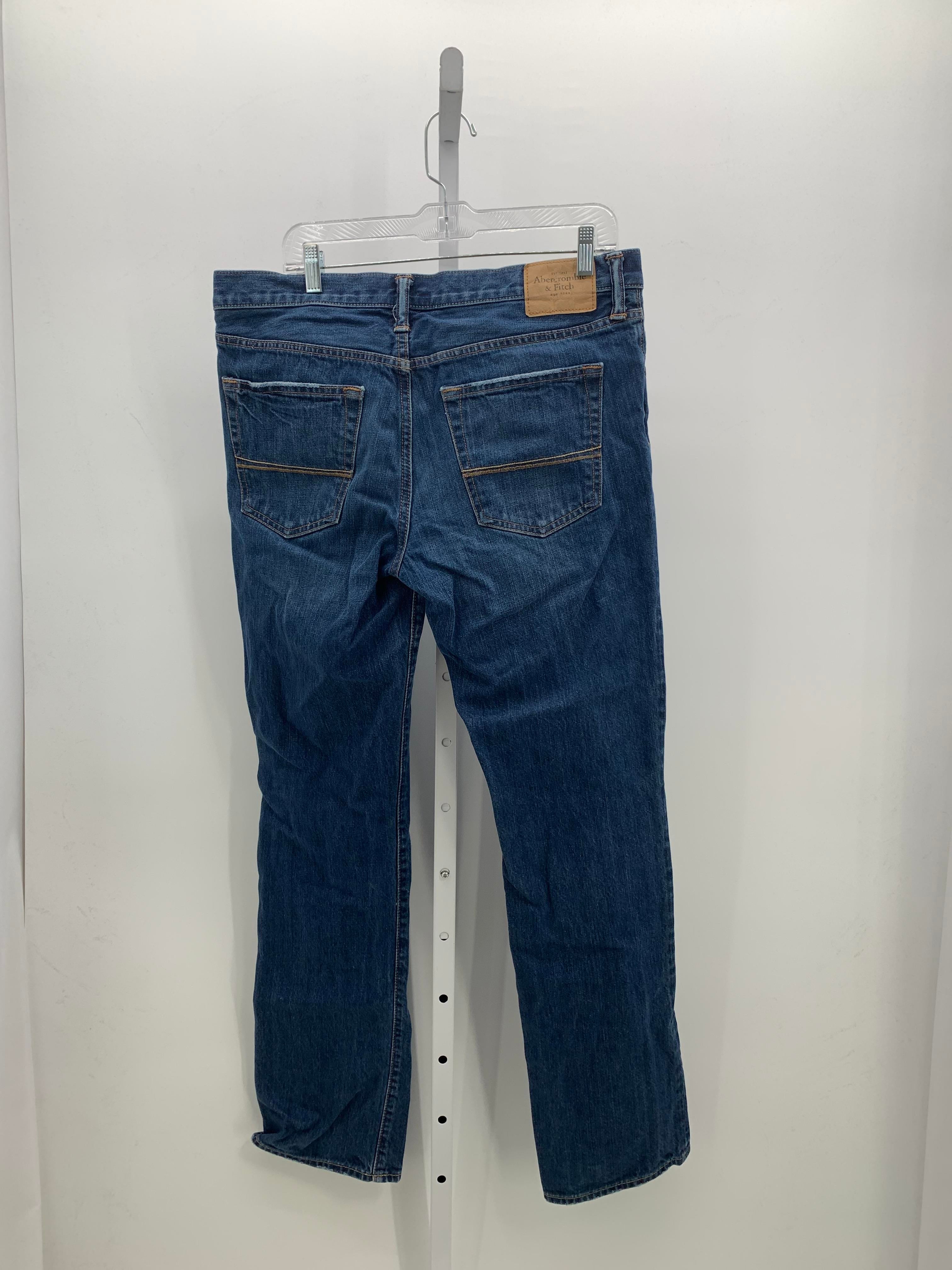 REGULAR FIT JEANS