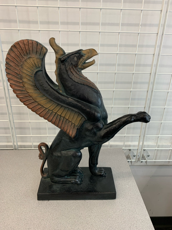 HEAVY ROYAL GRIFFIN CAST STONE SCULPTURE.