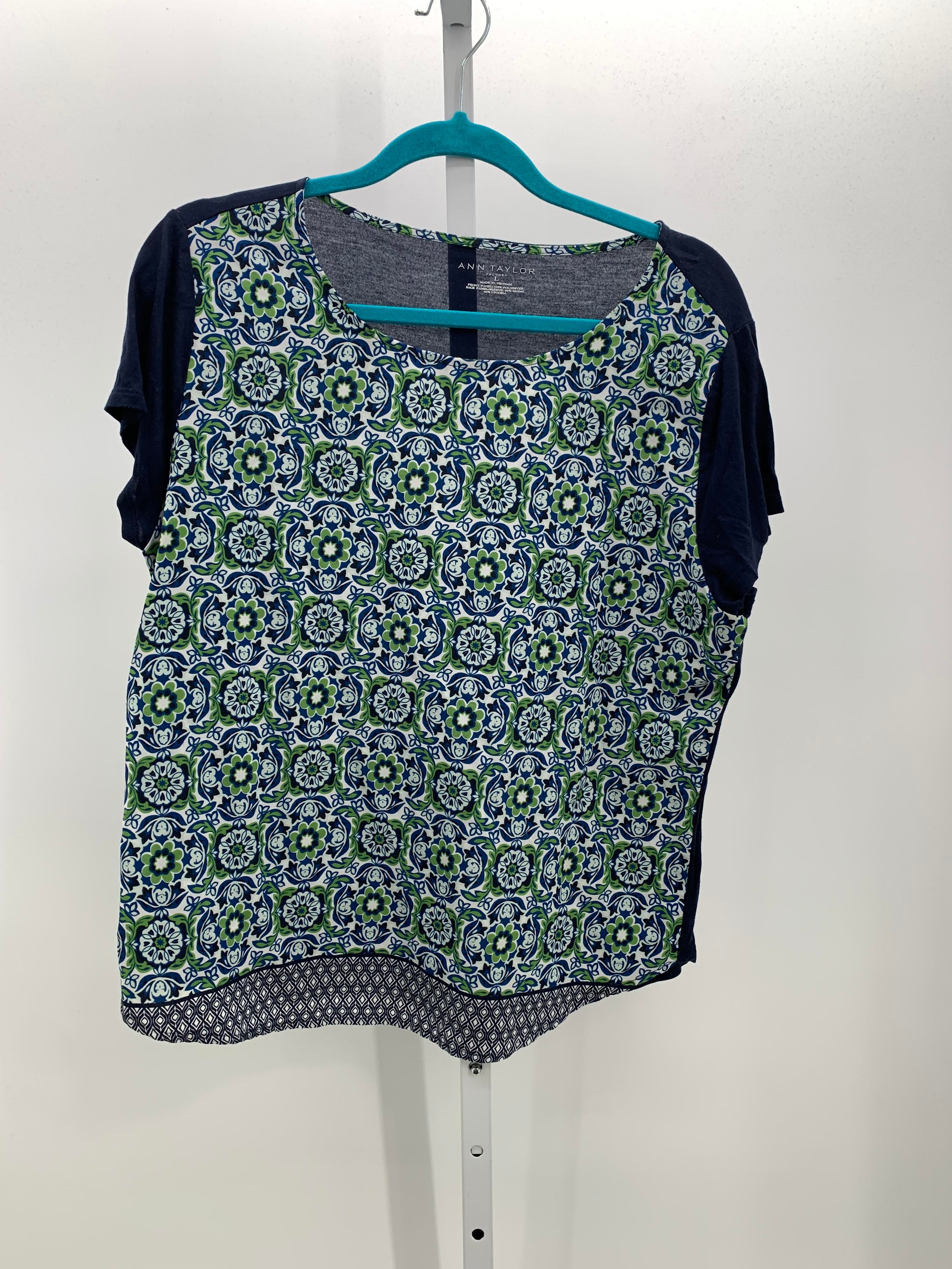 Ann Taylor Size Large Misses Short Sleeve Shirt