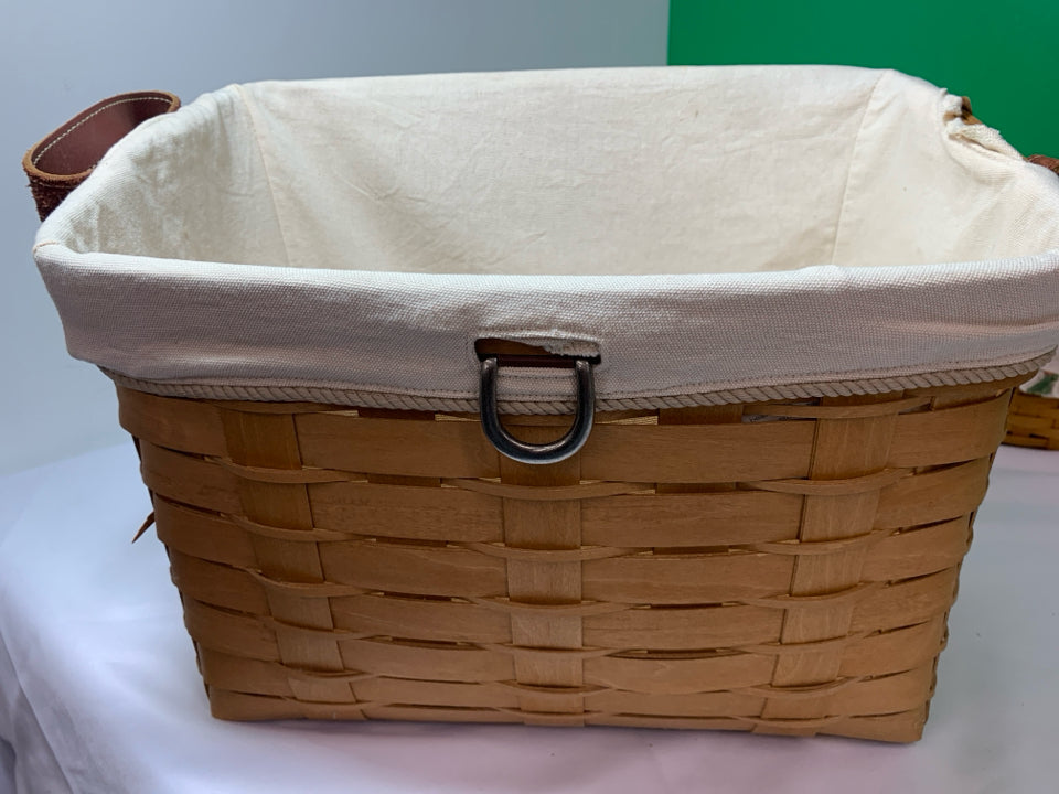 2009 BASKET W CREAM LINER AND HANDLES+ BUCKLE.