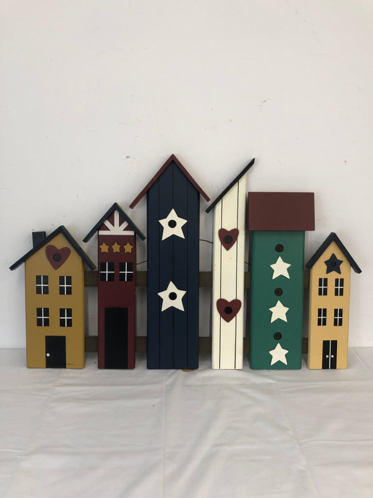 WOOD PRIMITIVE HOUSES WALL HANGING.