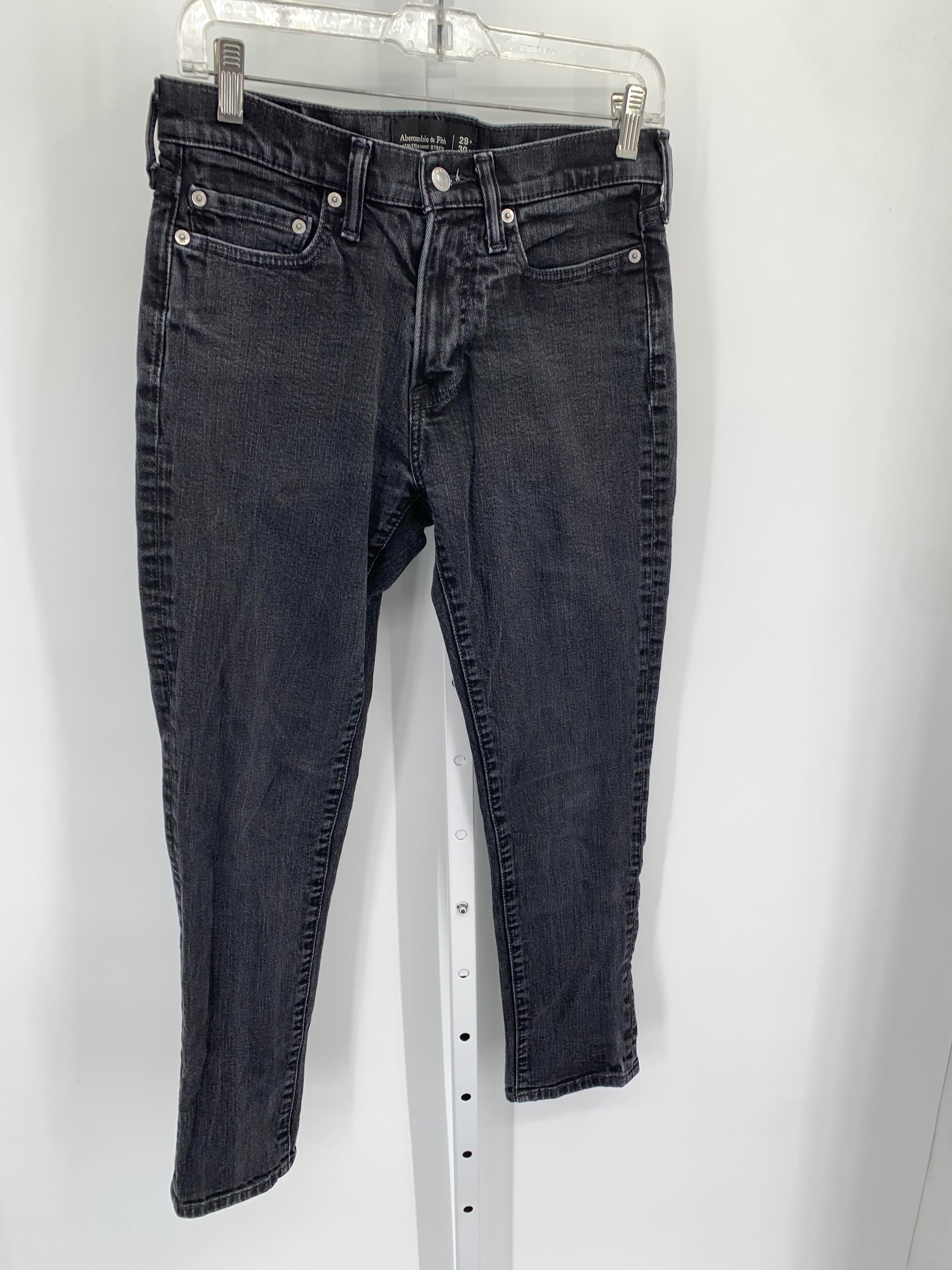 ATHLETIC SKINNY FIT JEANS