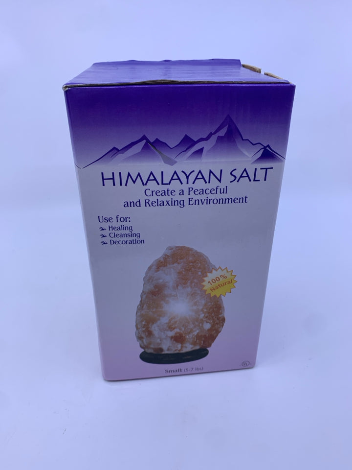 NIB HIMALAYAN SALT SHELF LAMP.