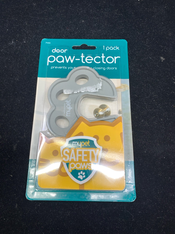 NIP DOOR PAW-TECTOR.