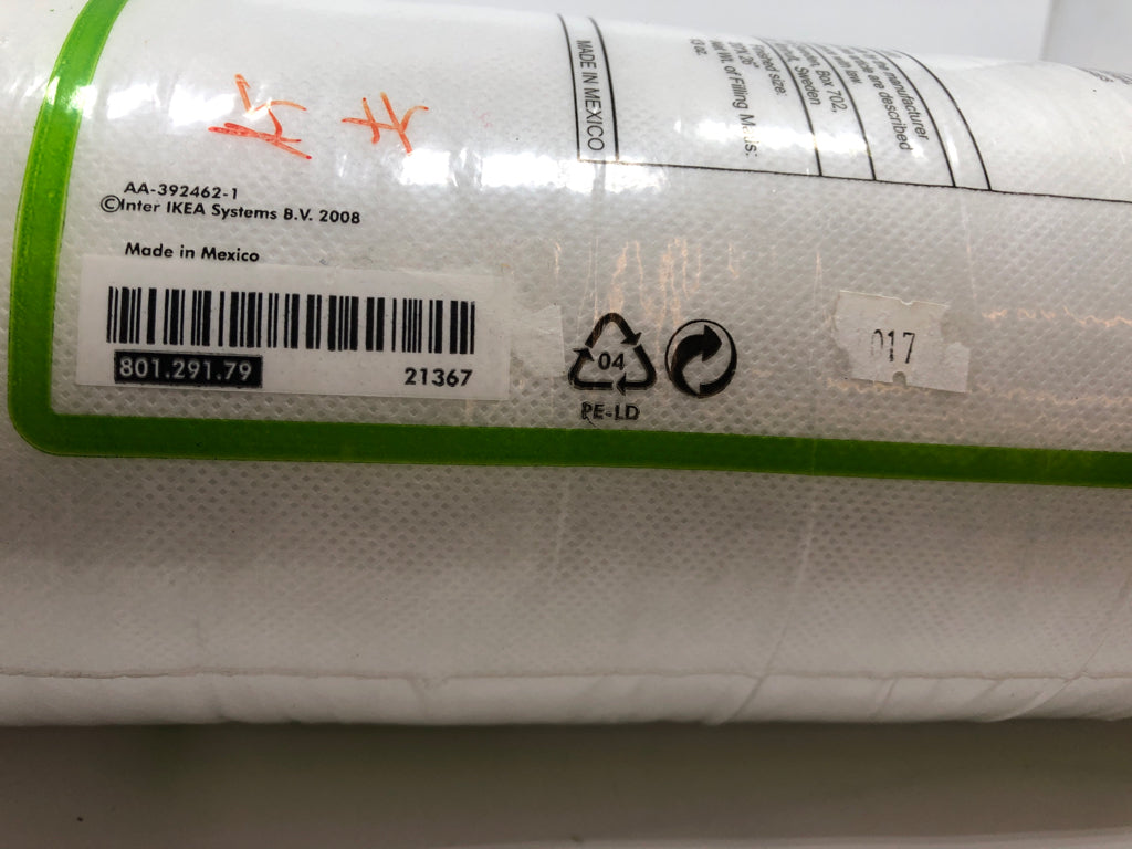 NIP GOSA SLAN PILLOW.