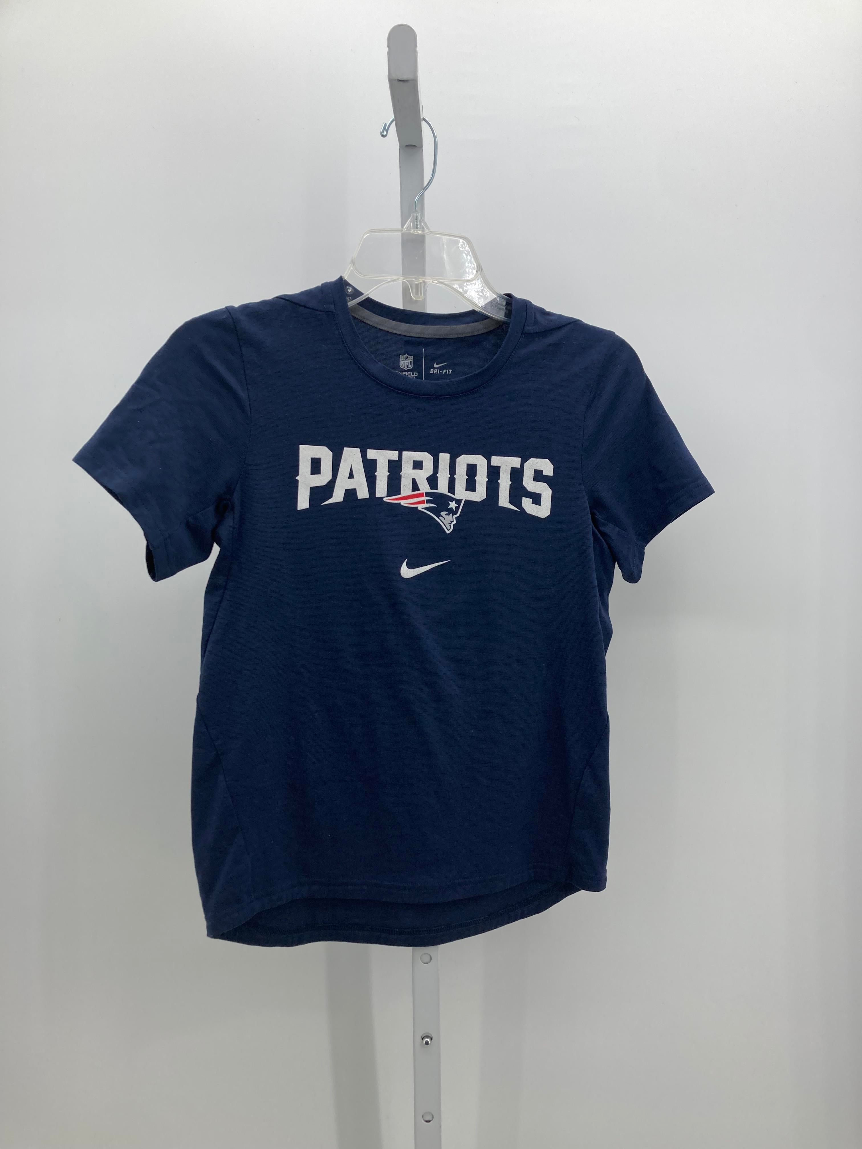 Nike Size 10-12 Girls Short Sleeve Shirt
