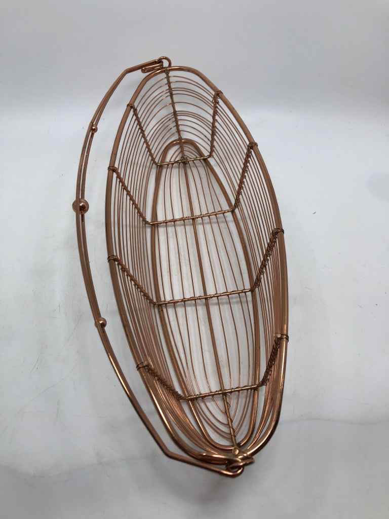 ROSE GOLD OBLONG BASKET W/HANDLE.