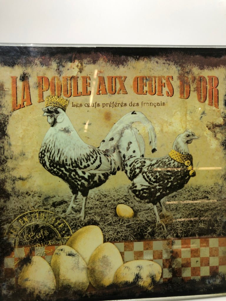 LA POULE AUX GLASS TRIVET.