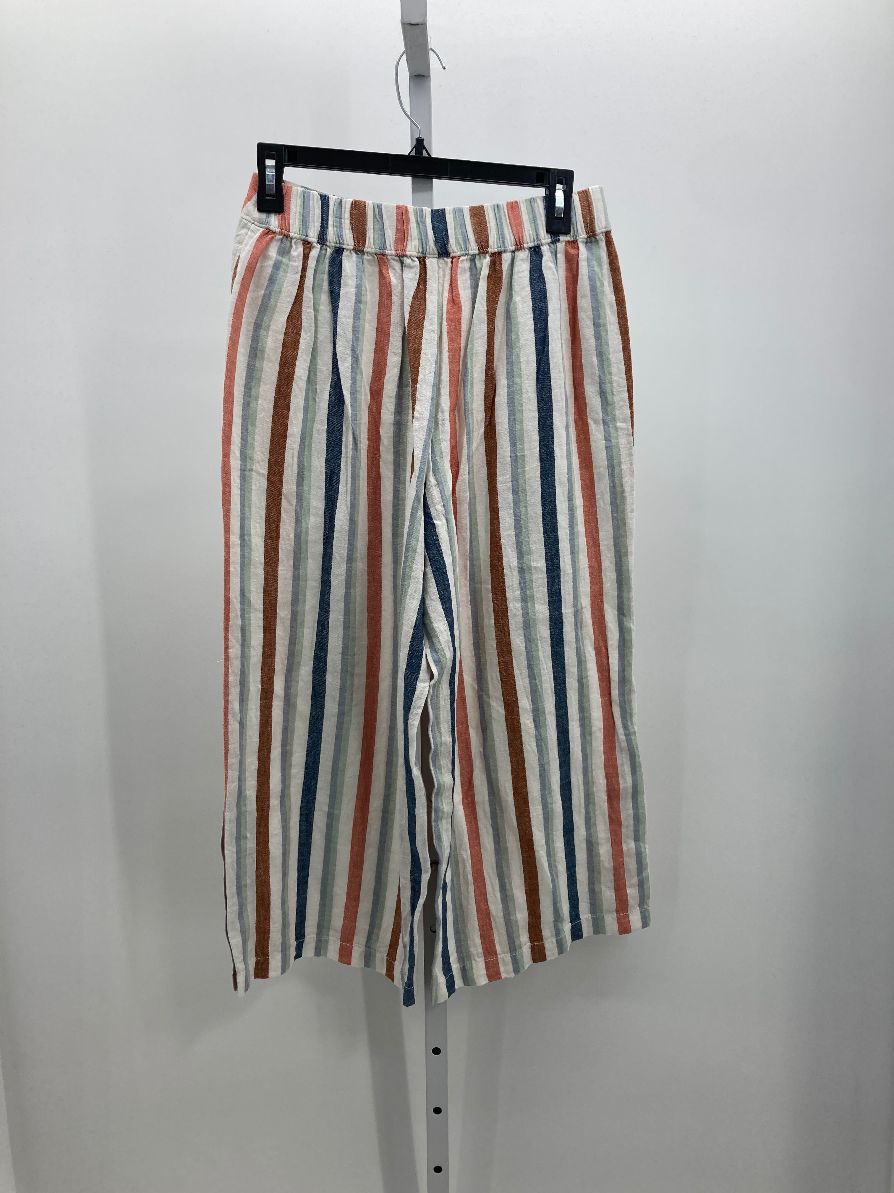 A.N.A. Size Small Misses Capri Pants