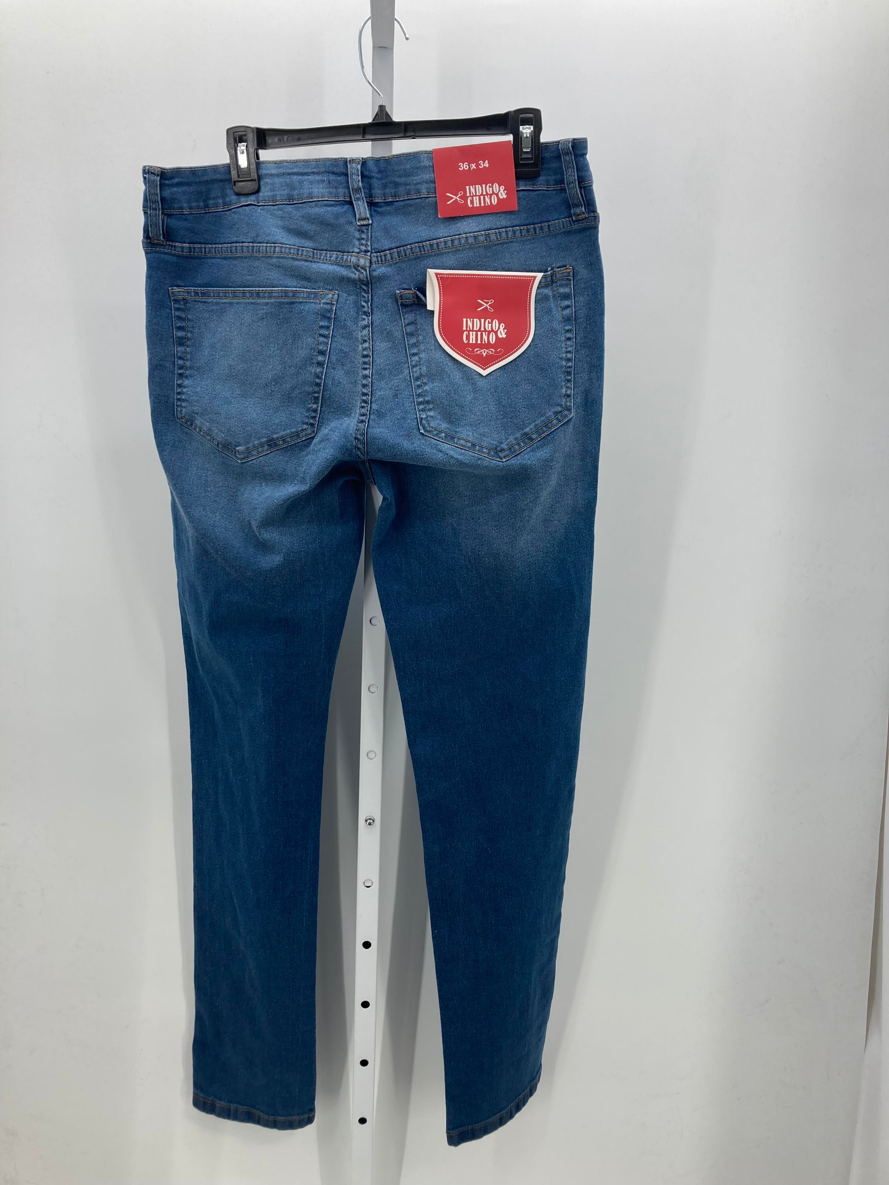 NEW REGULAR FIT JEANS.