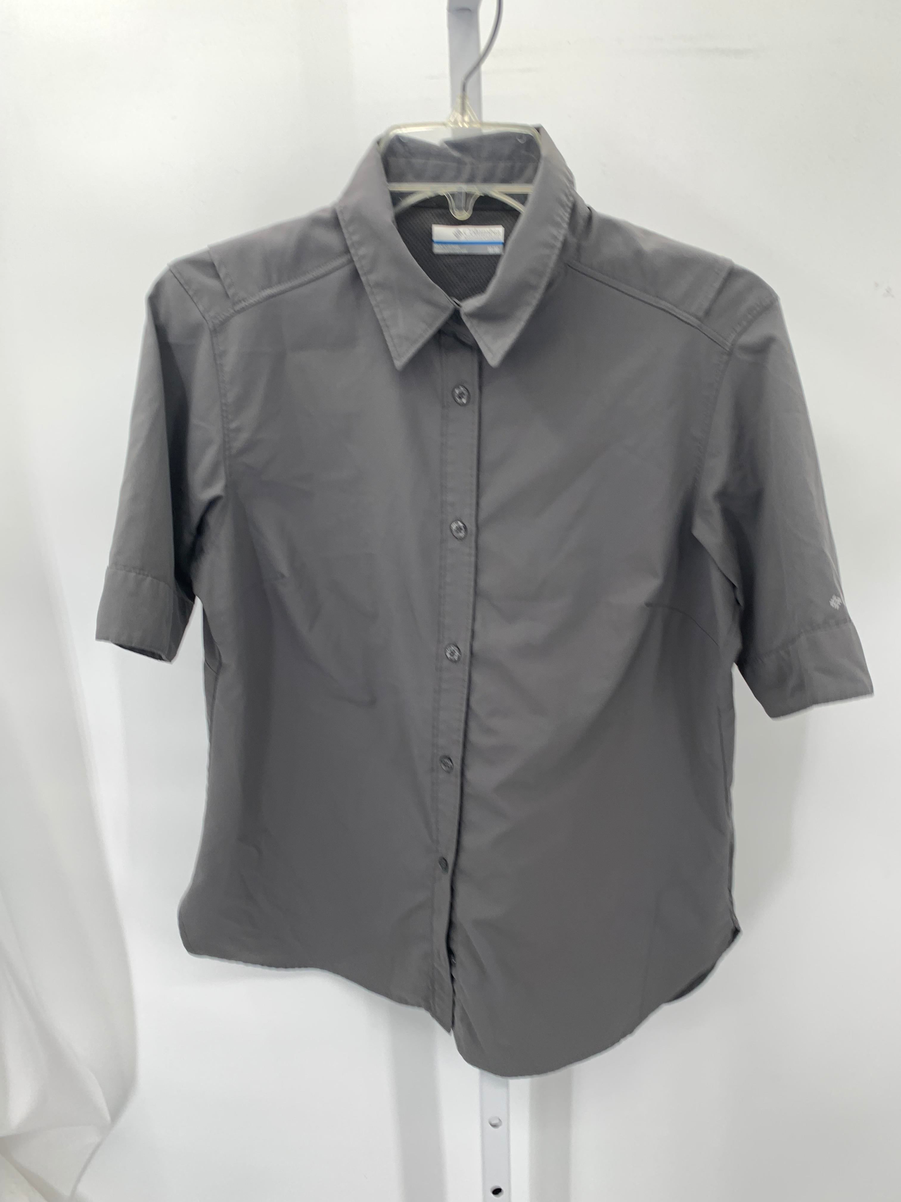 Columbia Size Medium Misses Short Sleeve Shirt
