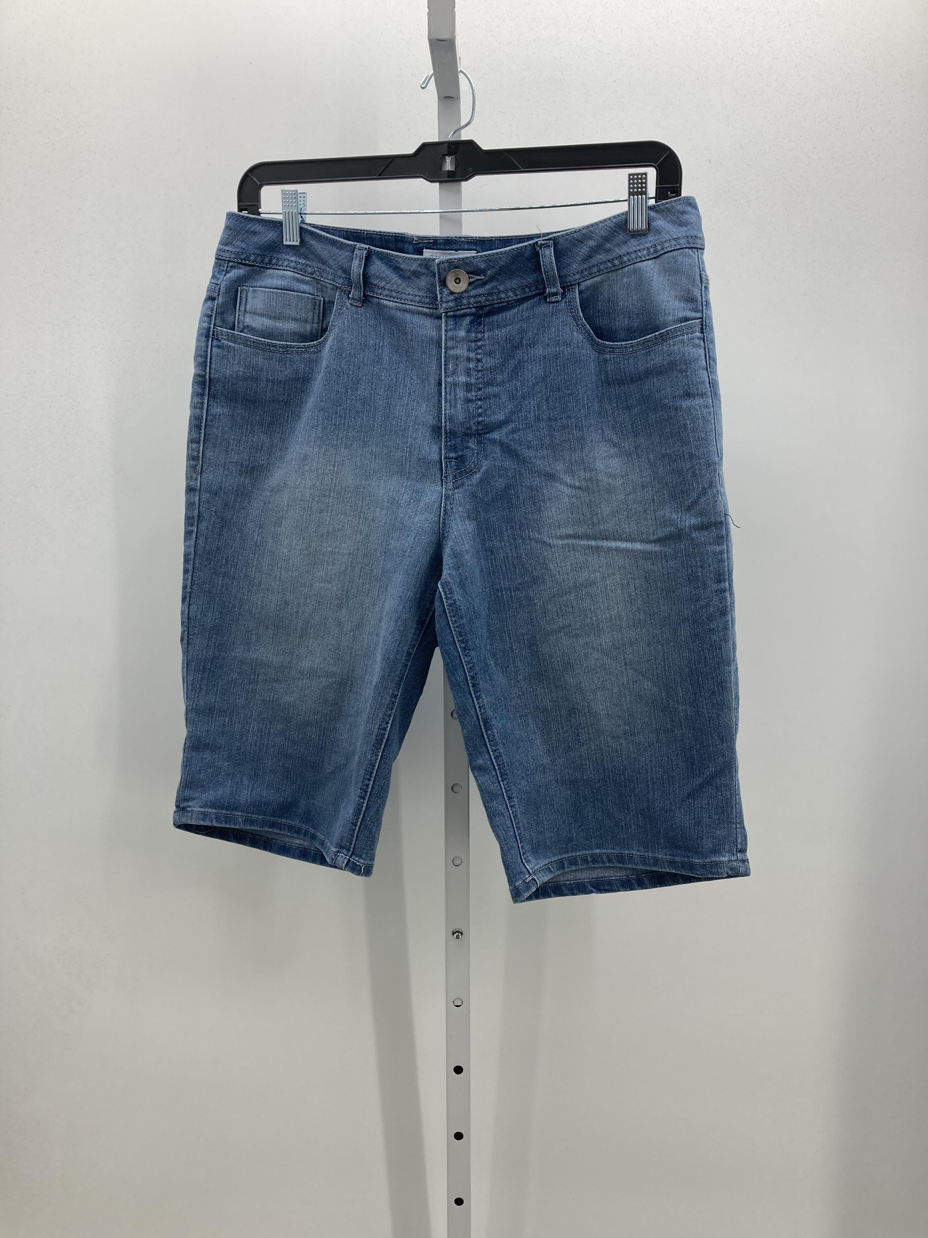 St. Johns Bay Size 16 Misses Shorts