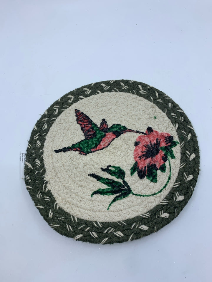 HUMMINGBIRD WOVEN TRIVET.